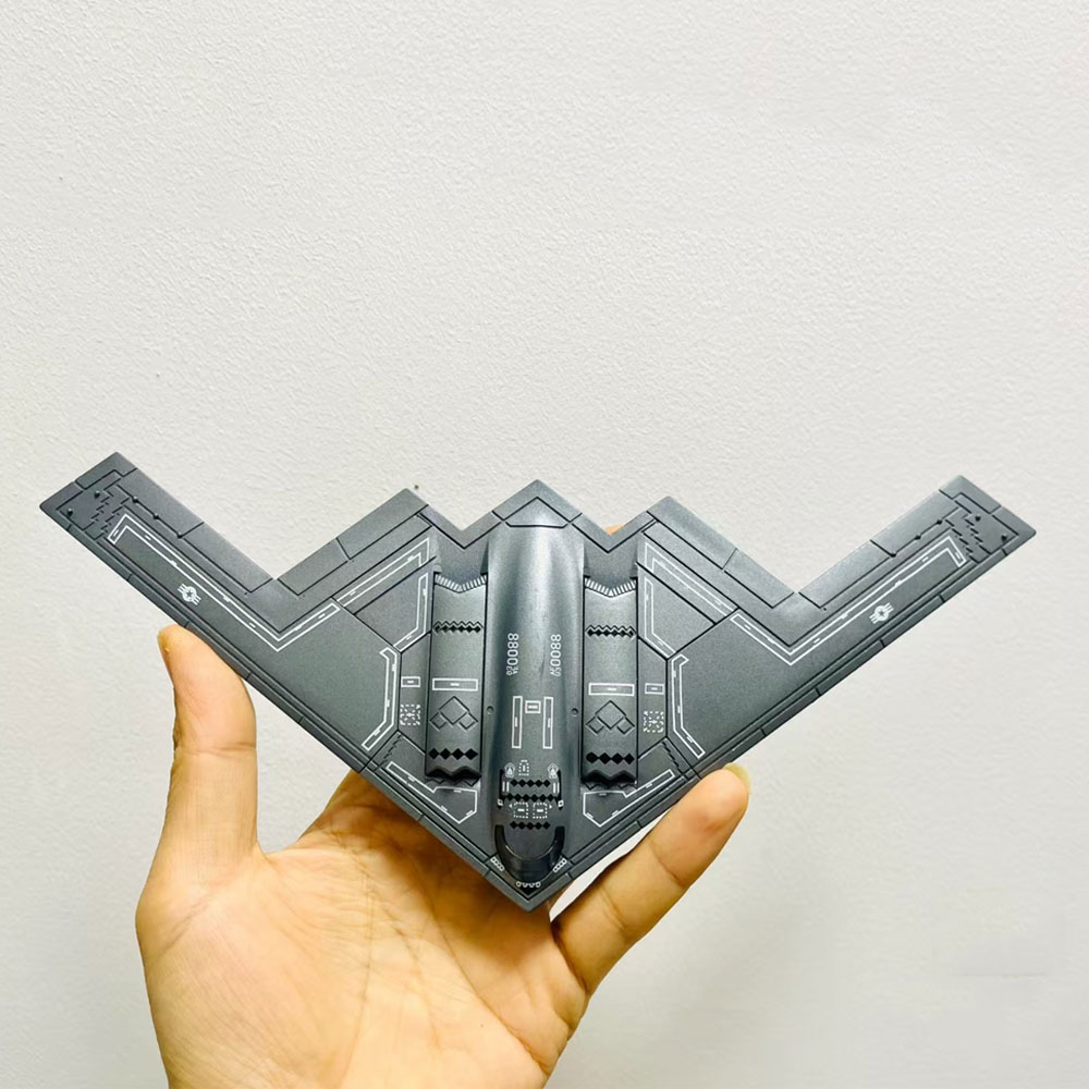 1:200 スケール飛行機米国空軍 B2 B-2 ゴースト爆 - Model Airplane Plastic のレビューと価格